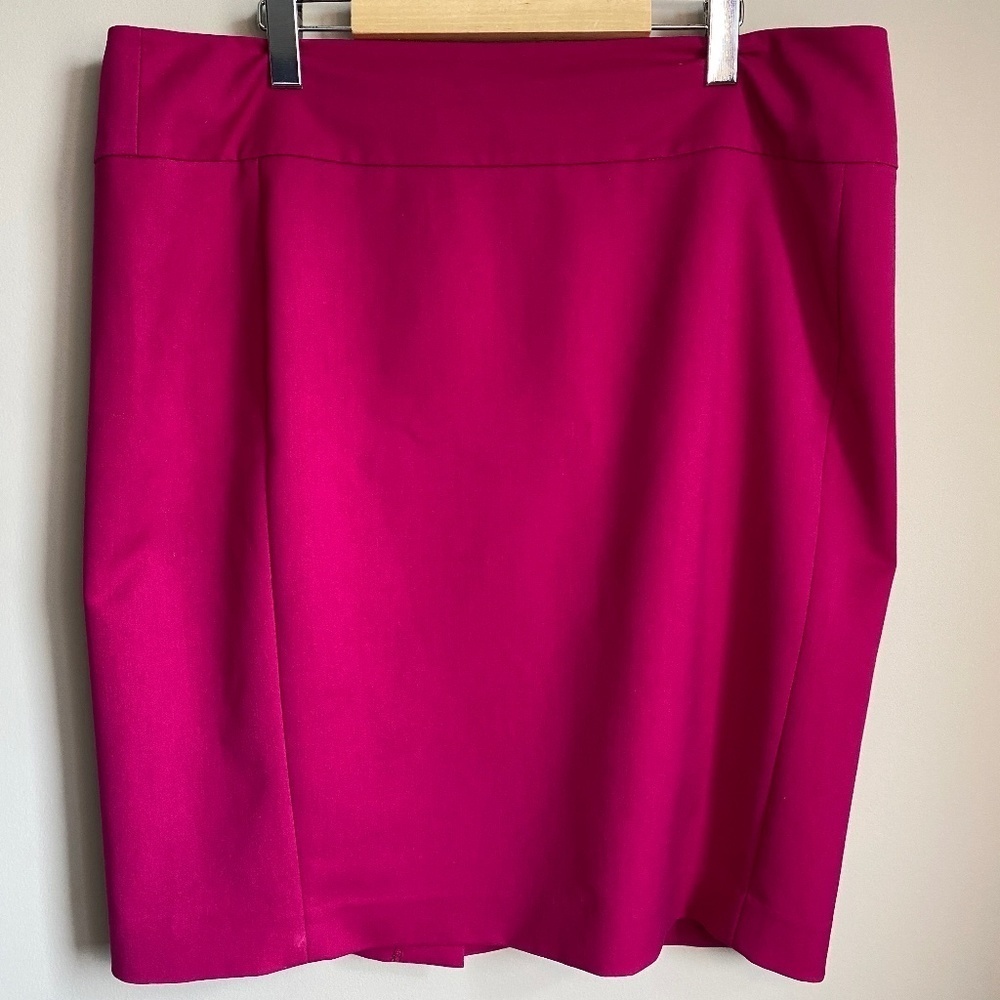 Cleo Women's Fuchsia Pull-On Professional Midi Skirt Size 18
